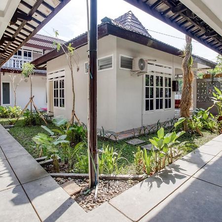Reddoorz Near Malioboro Tugu Station Jogja 2 Ξενοδοχείο Γιογκιακάρτα Εξωτερικό φωτογραφία