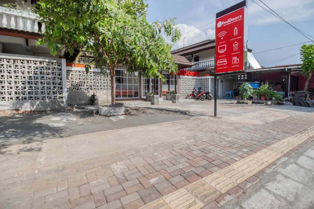 Reddoorz Near Malioboro Tugu Station Jogja 2 Ξενοδοχείο Γιογκιακάρτα Εξωτερικό φωτογραφία