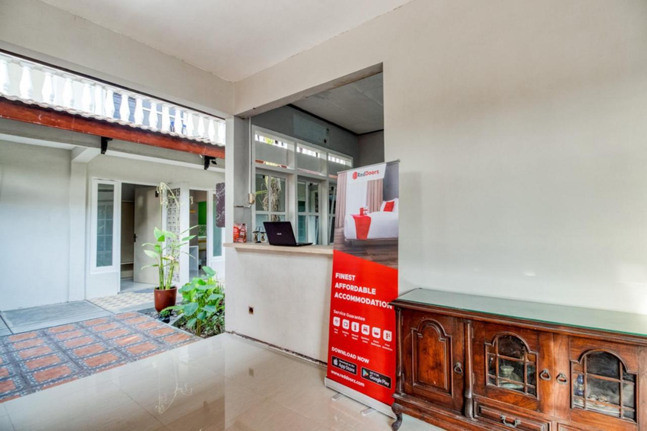 Reddoorz Near Malioboro Tugu Station Jogja 2 Ξενοδοχείο Γιογκιακάρτα Εξωτερικό φωτογραφία